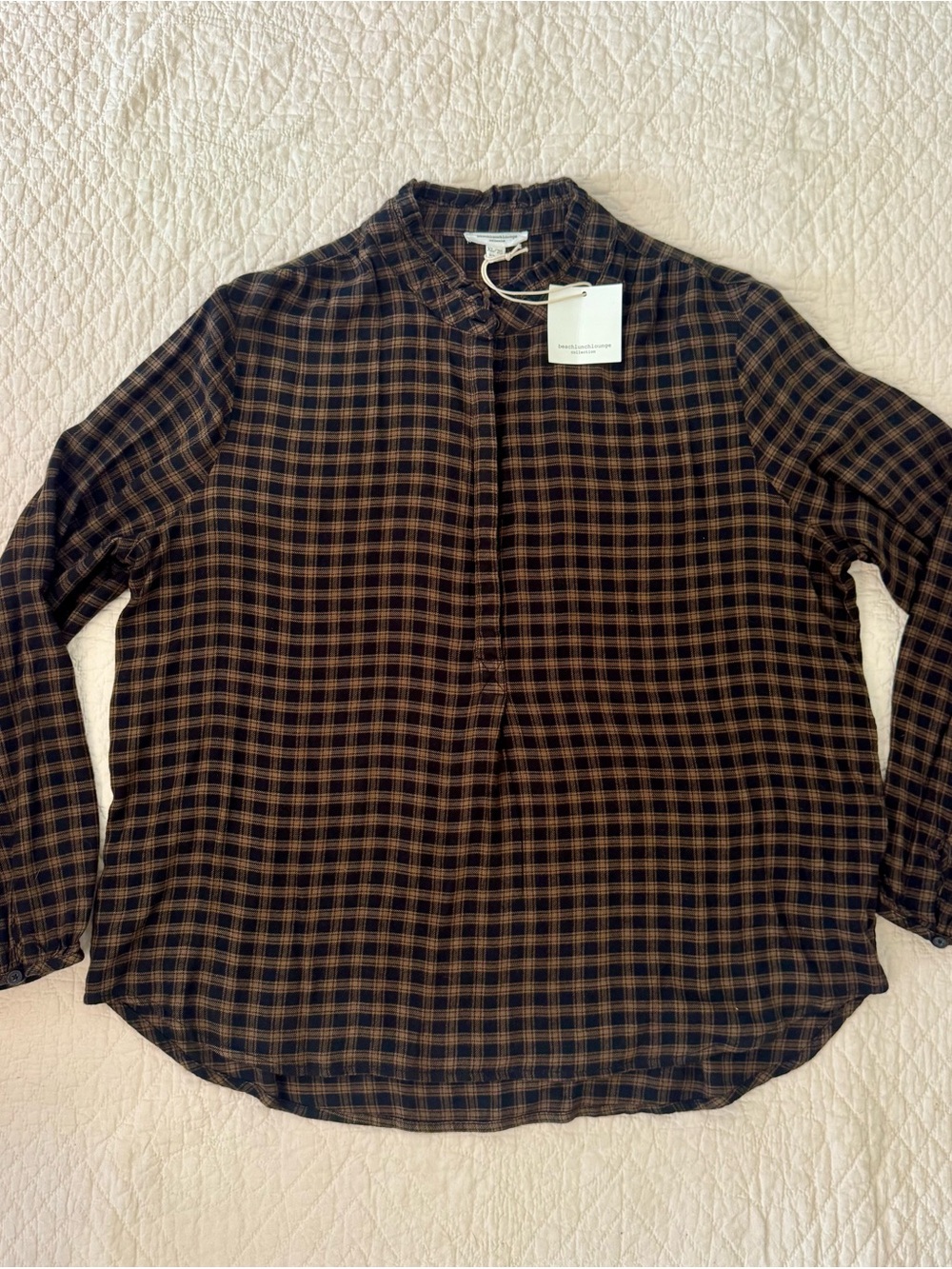 beachlunchlounge Plaid Button-Down Shirt in Brown and Black